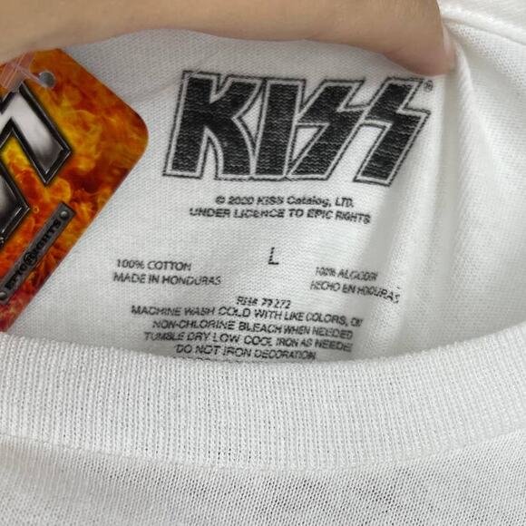Kiss Alive White Pink Lips Graphic Tee TShirt Short Sleeve Mens Size Large NEW - Picture 7 of 9